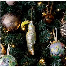 Load image into Gallery viewer, 3D Glass Ornament Cockatoo